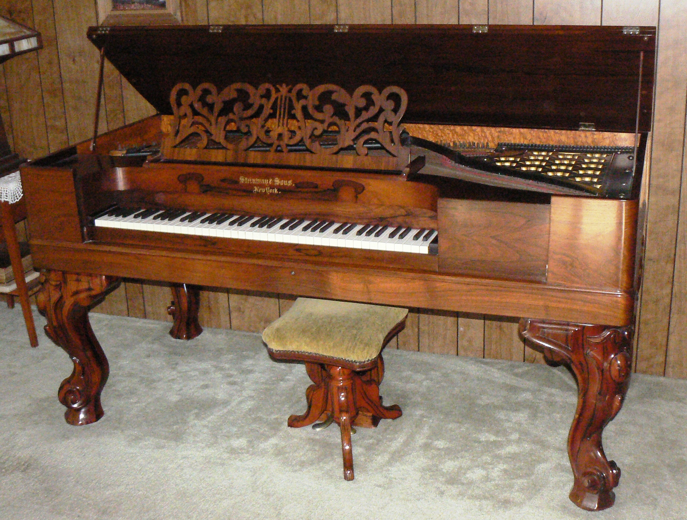 Steinway Square #1868